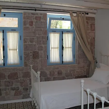 Cesmeli בית אירוח Ayvalı