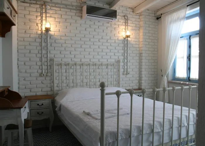 Cesmeli ホームステイ